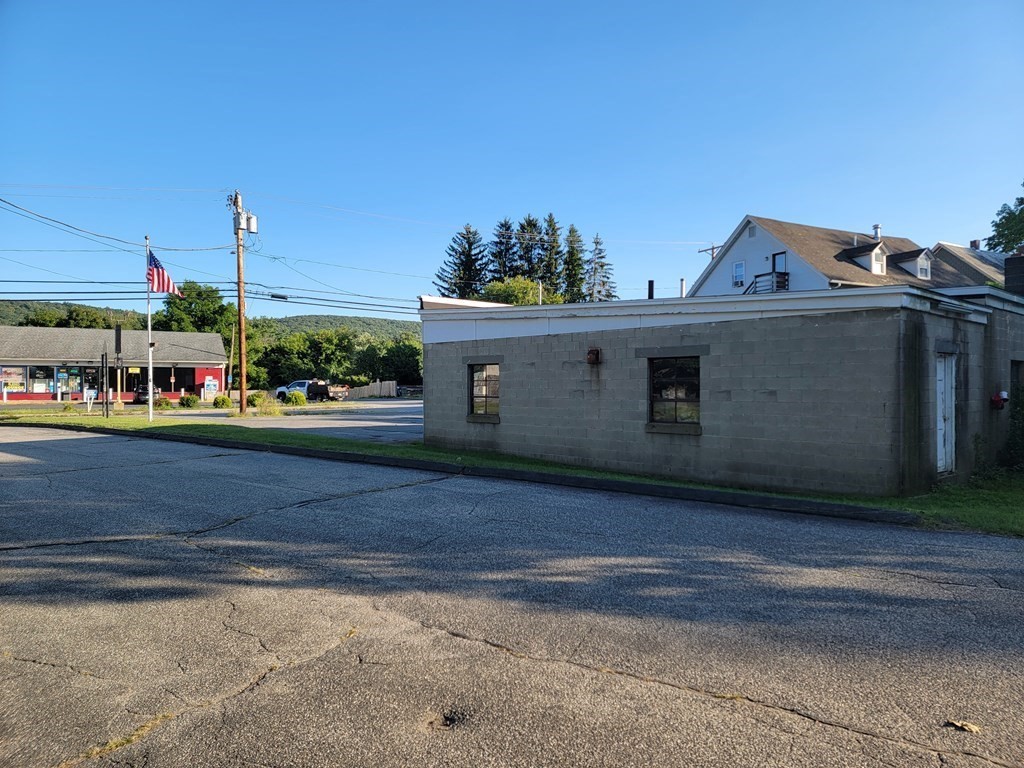 55 West St, Ware, MA 01082 - Image 5