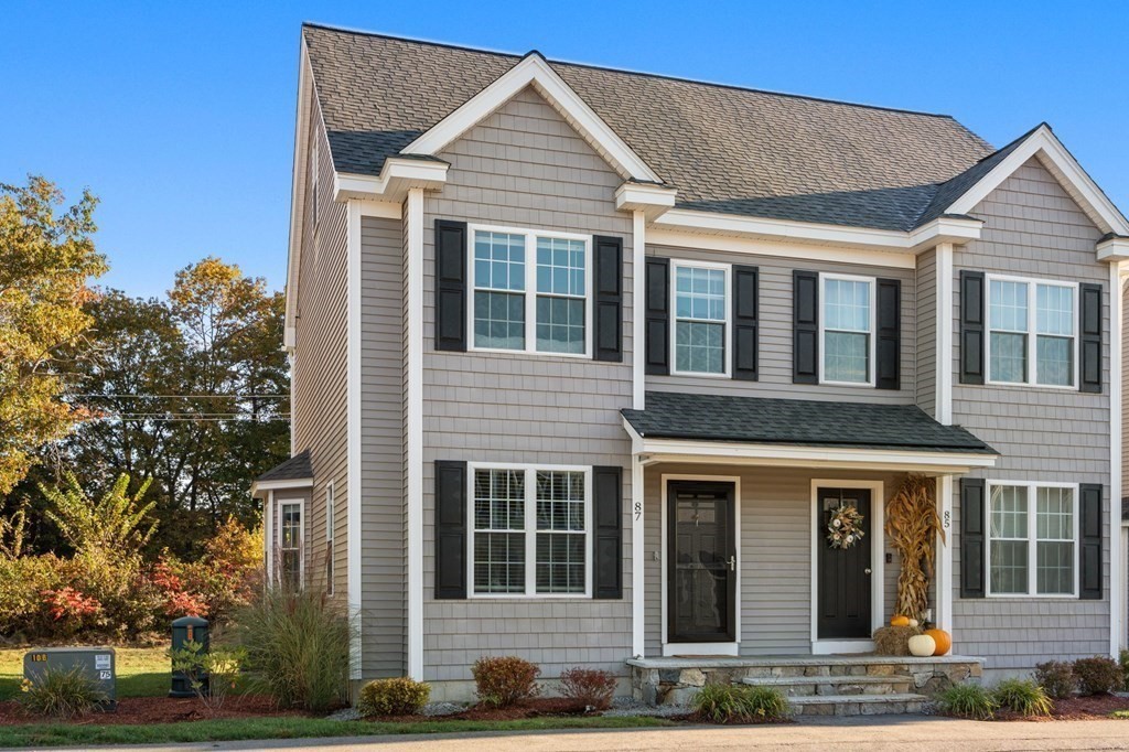 Tyngsborough 2 Bed 2 Bath Condo for Sale 495,000