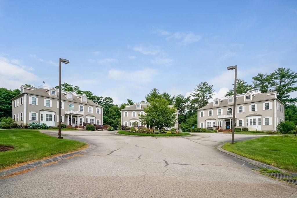 pembroke - #73175686