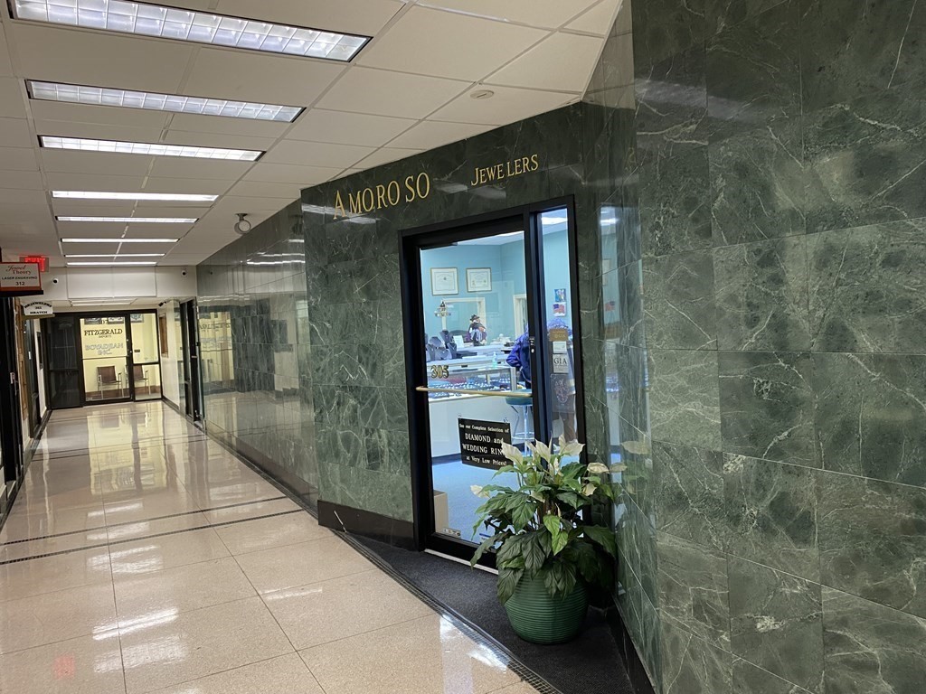 333 Washington Unit 304,305+, Downtown, Boston, MA 02108 - Image 3