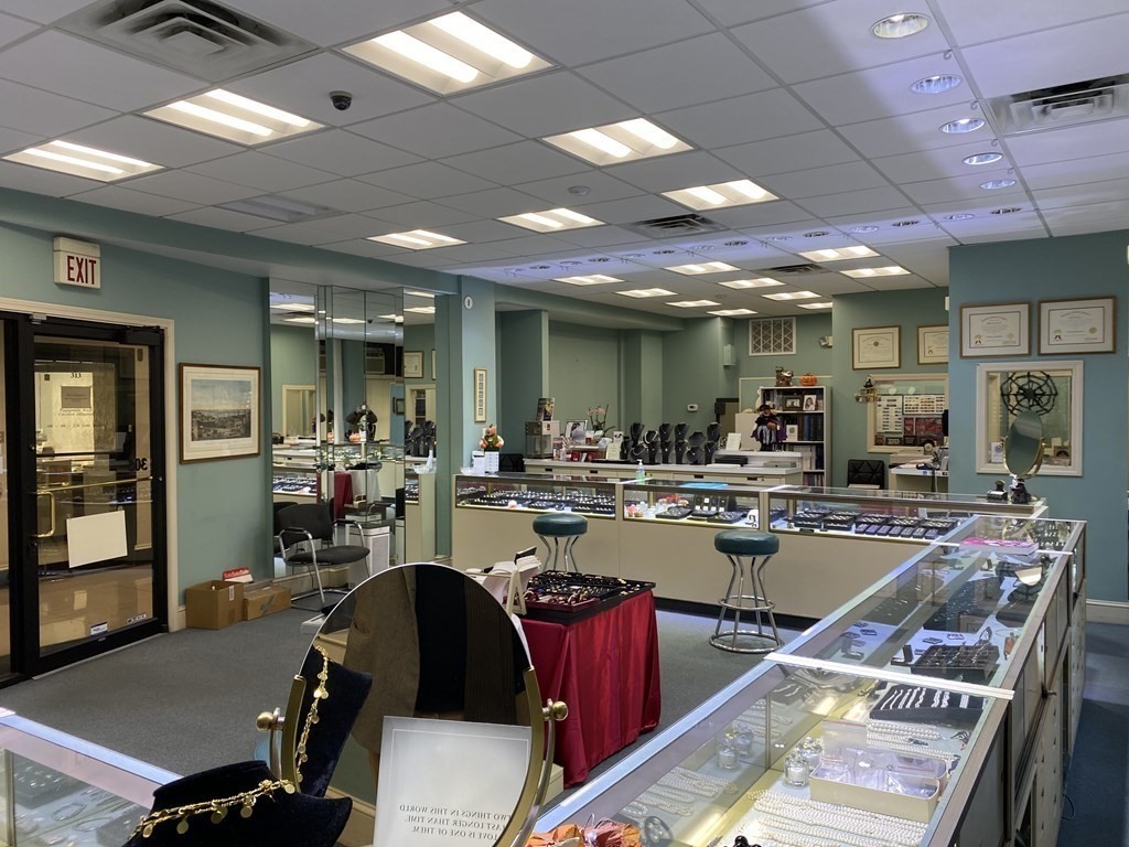 333 Washington Unit 304,305+, Downtown, Boston, MA 02108 - Image 7