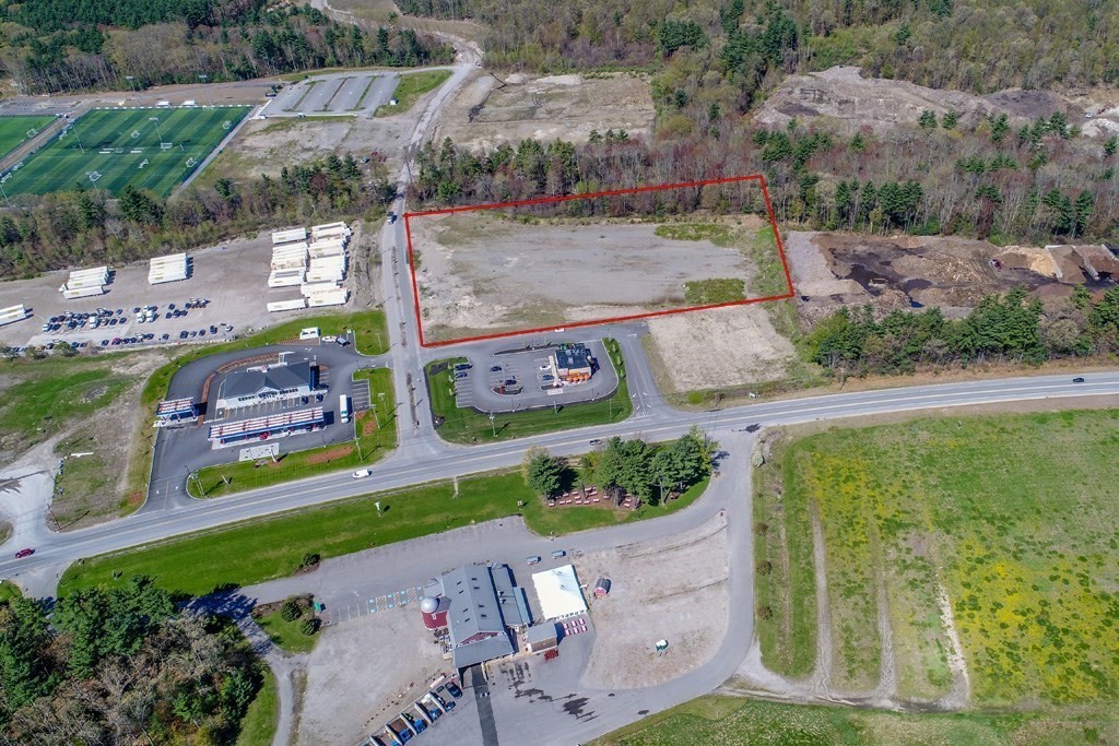 35 McGovern Blvd, Lancaster, MA 01523 - Image 2