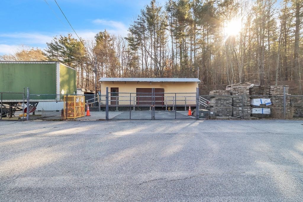 388 Palmer Rd, Ware, MA 01082 - Image 11