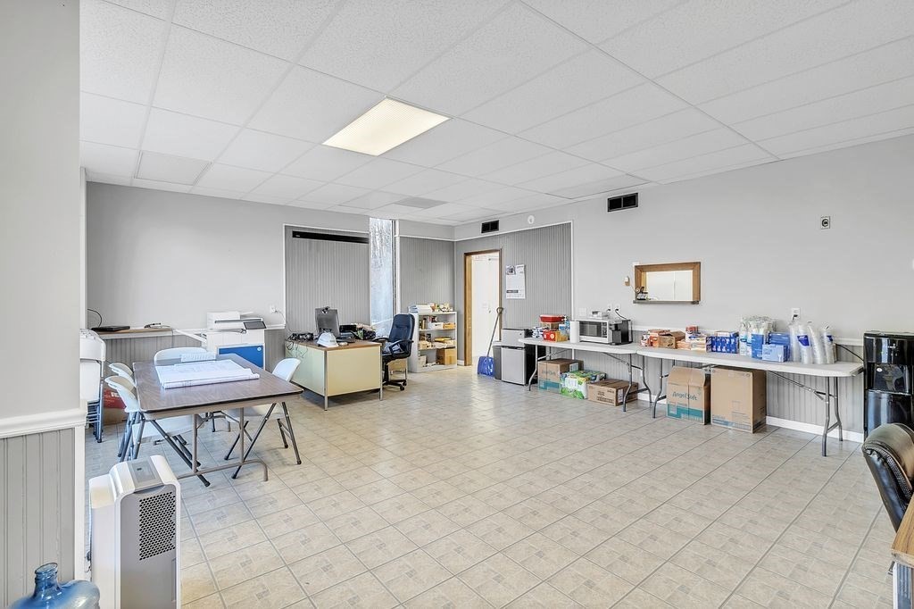 388 Palmer Rd, Ware, MA 01082 - Image 14