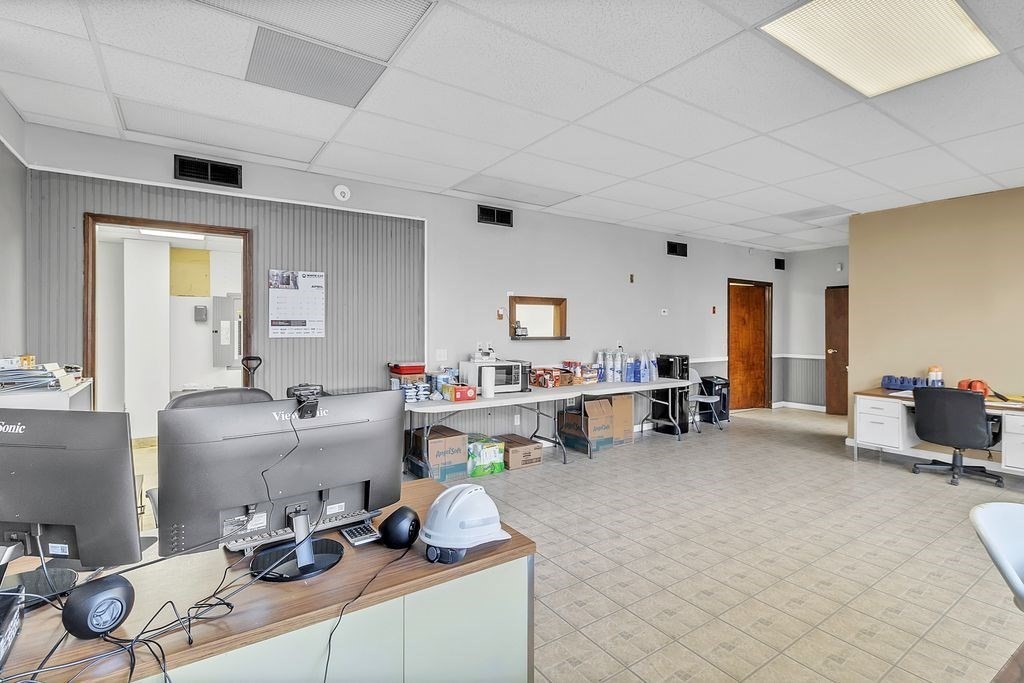 388 Palmer Rd, Ware, MA 01082 - Image 18