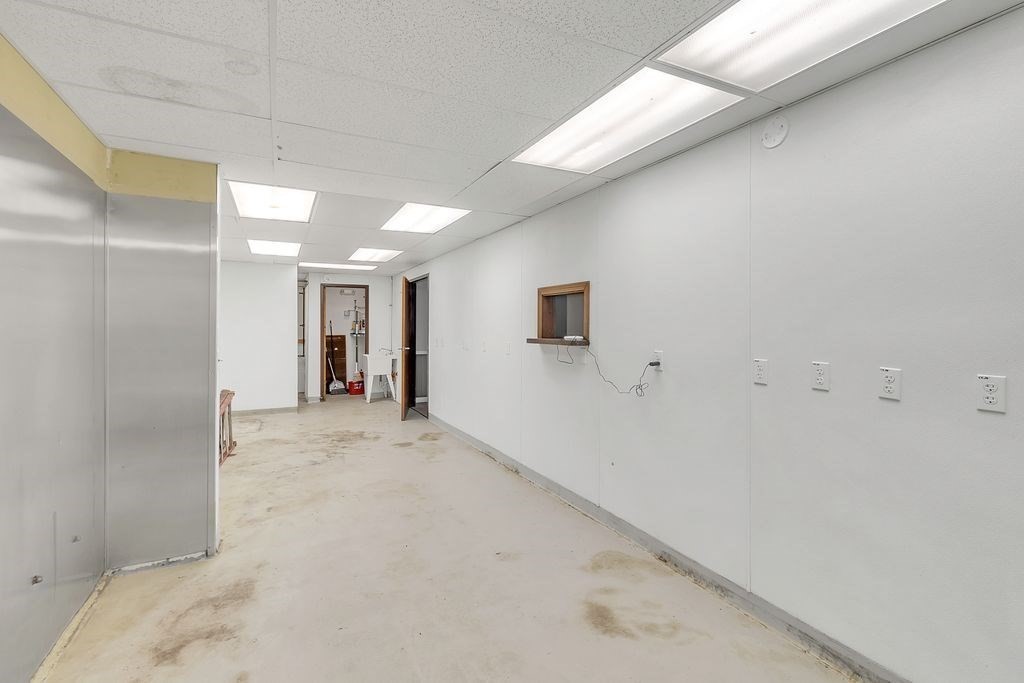 388 Palmer Rd, Ware, MA 01082 - Image 23