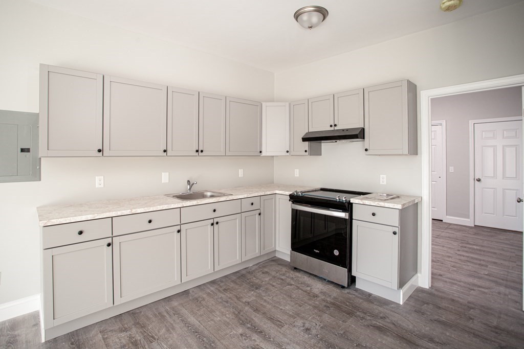 1429 S Main St, Fall River, MA 02724 - Image 9