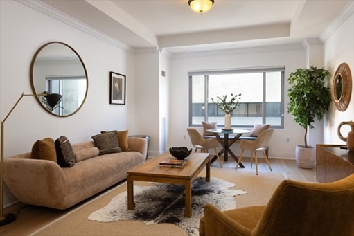 1 Huntington Ave, Apt 401