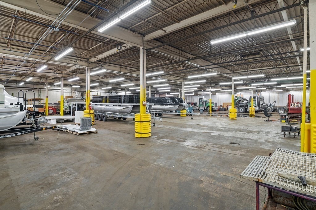 55 East St, Ware, MA 01082 - Image 16