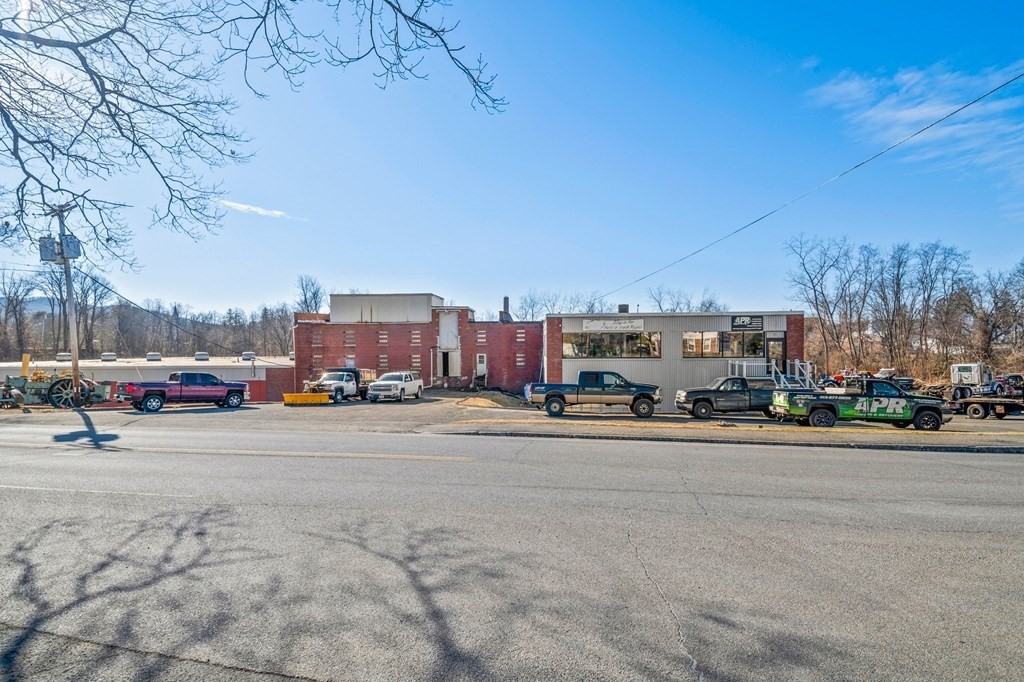 55 East St, Ware, MA 01082 - Image 29