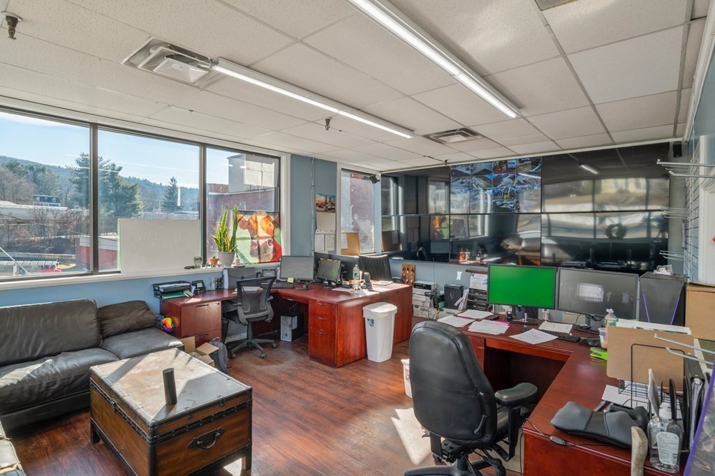 55 East St, Ware, MA 01082 - Image 9