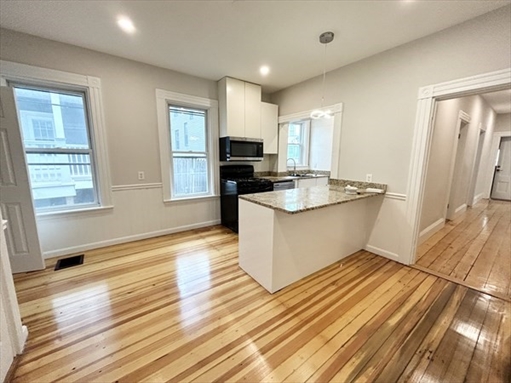 12 Buttonwood, Apt 1