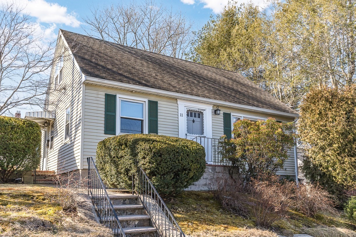 West Roxbury 3 Bed 1 Bath Home for Sale 629,000