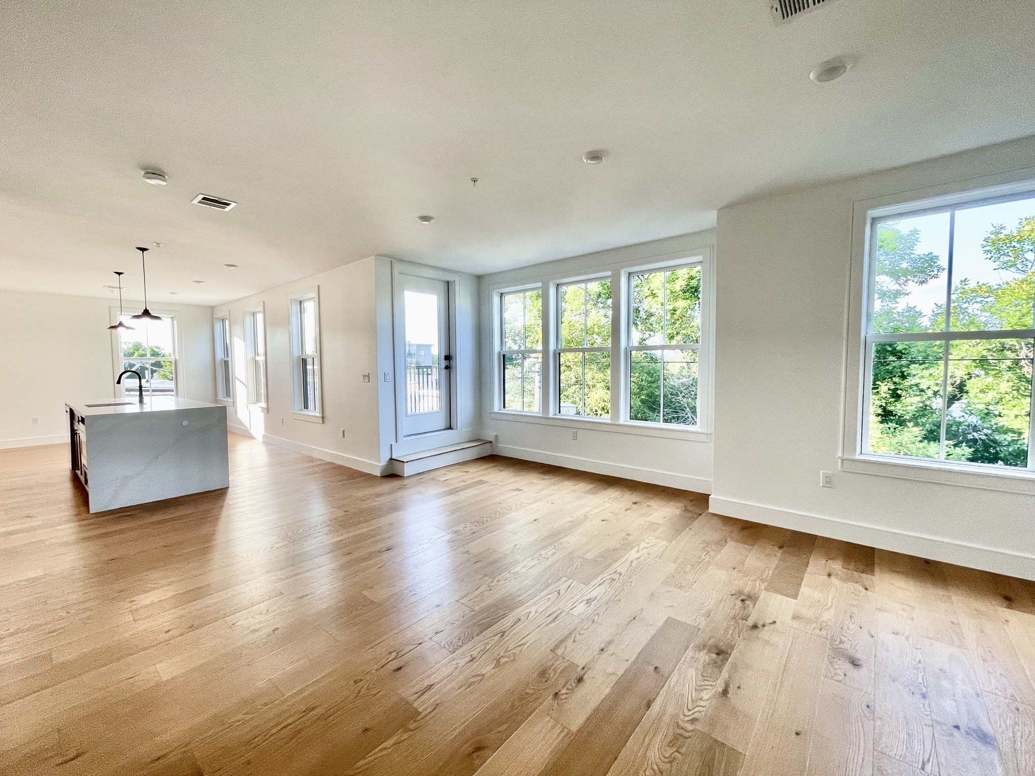 165 Everett St Unit 7, East Boston, Boston, MA 02128 - Image 2