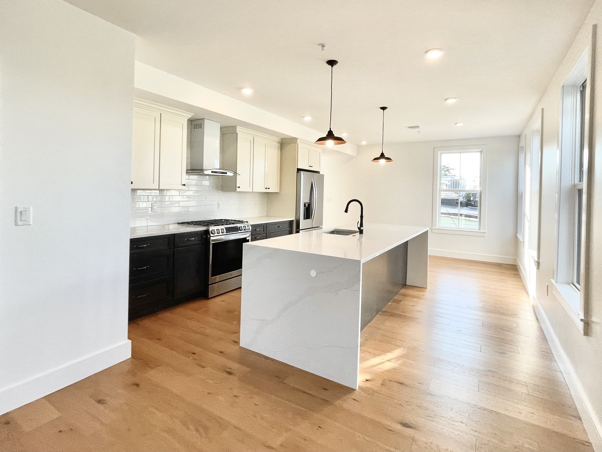 165 Everett St Unit 7, East Boston, Boston, MA 02128 - Image 4