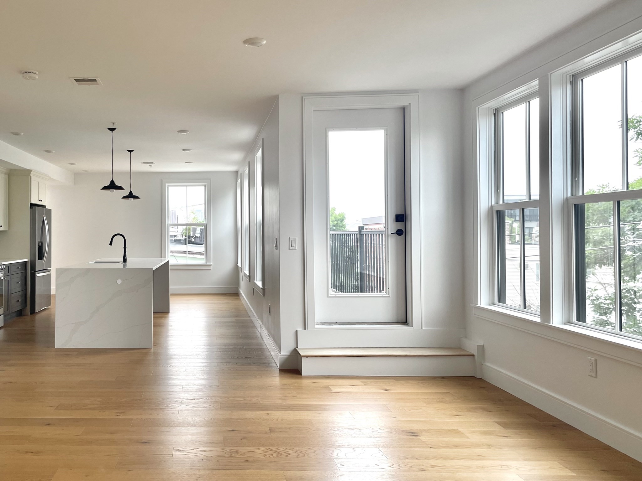 165 Everett St Unit 7, East Boston, Boston, MA 02128 - Image 9