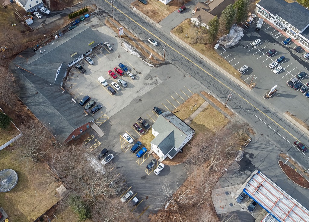 23 Southwick St, Agawam, MA 01030 - Image 11