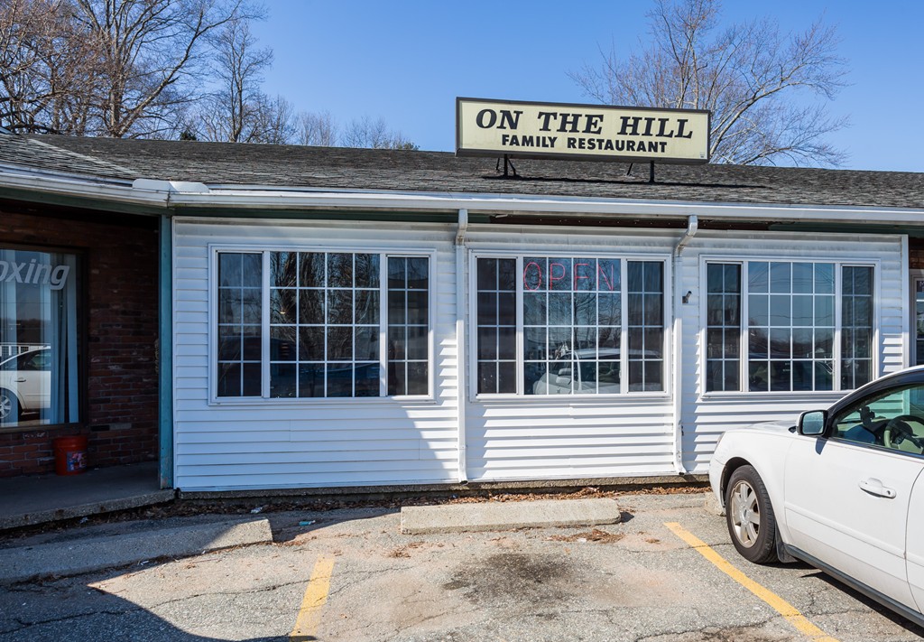 23 Southwick St, Agawam, MA 01030 - Image 8