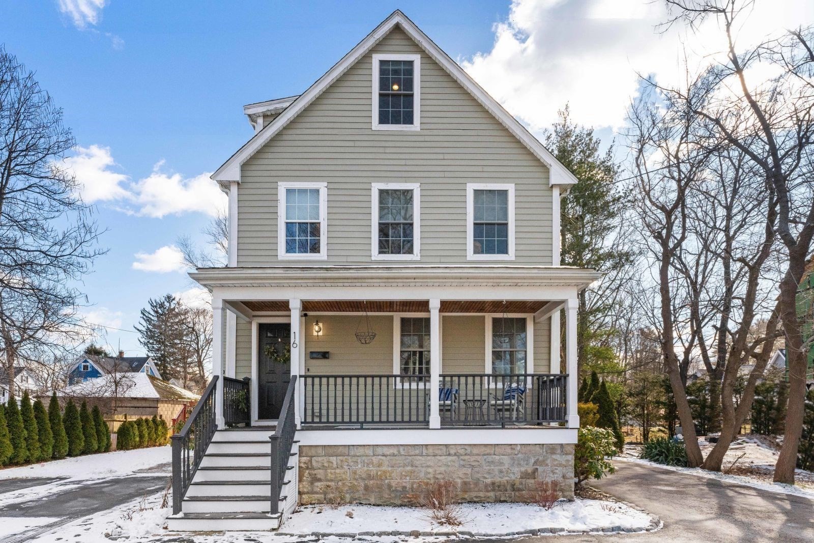 Canton 3 Bed 3 Bath Condo for Sale 599,999