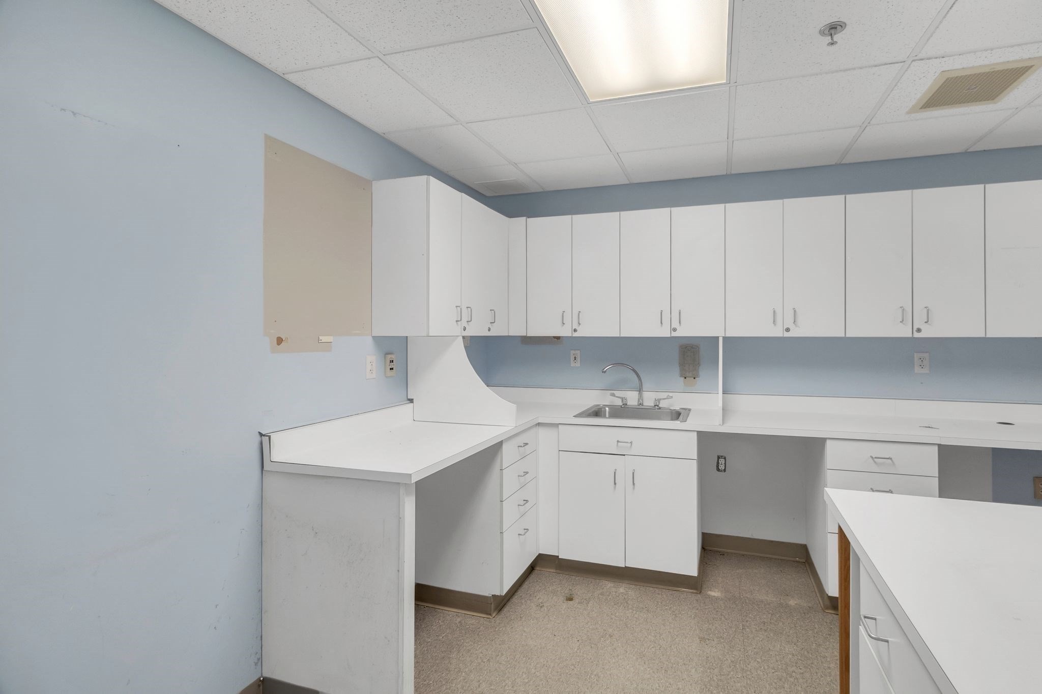 470 Granby Rd, South Hadley, MA 01075 - Image 13