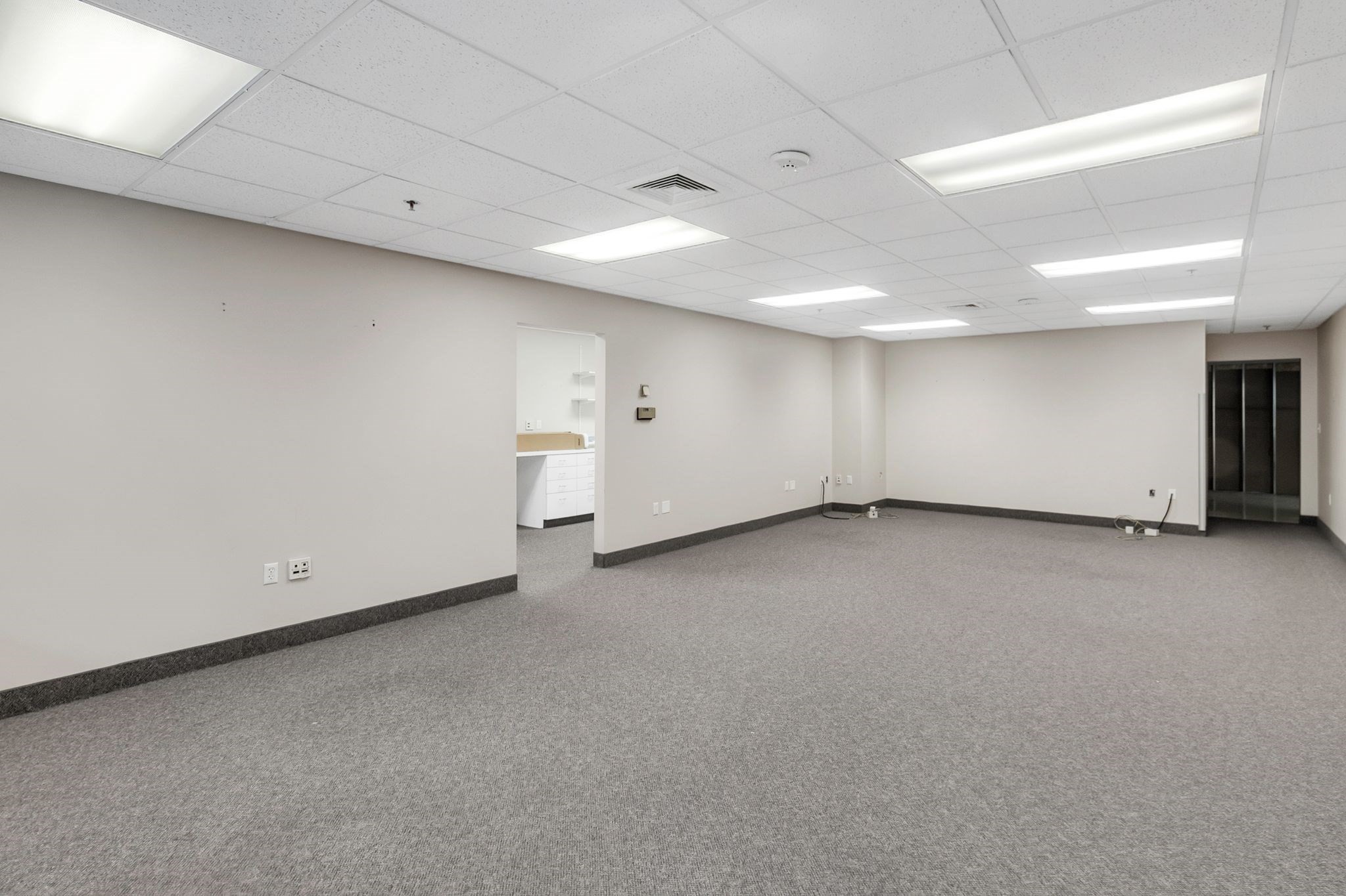 470 Granby Rd, South Hadley, MA 01075 - Image 8