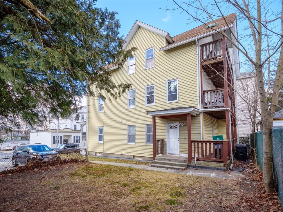 11 Ames Street, Worcester, MA Image 3