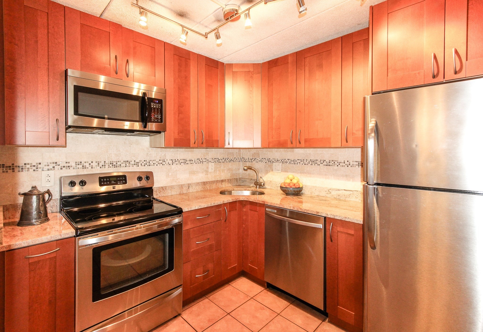 Dedham 2 Bed 1 Bath Condo for Sale 379,900