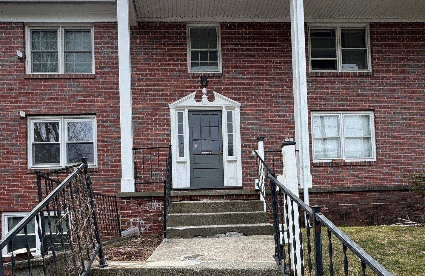 Greenfield 2 Bed 1 Bath Condo for Sale 185,000