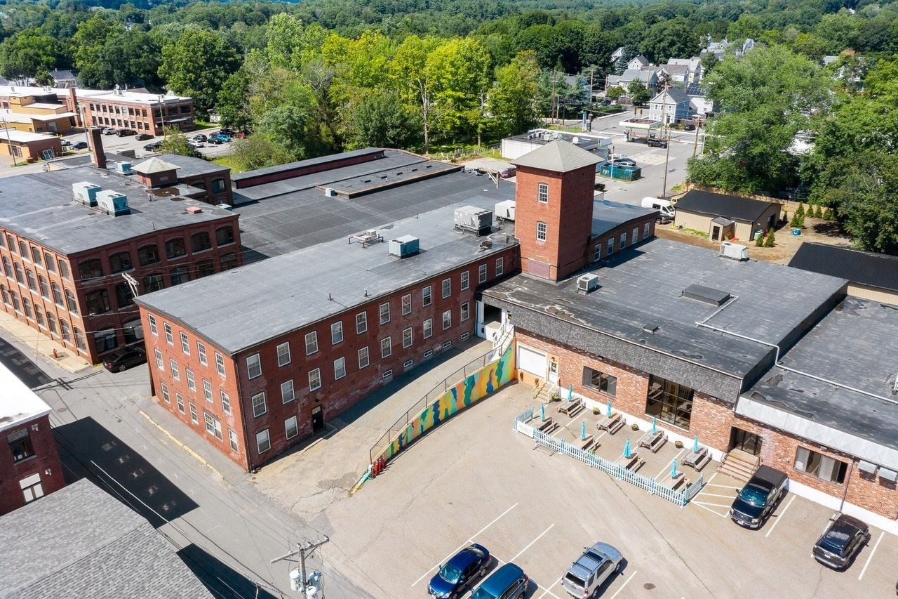 12 Oakland Street, Amesbury, MA 01913 - Image 1