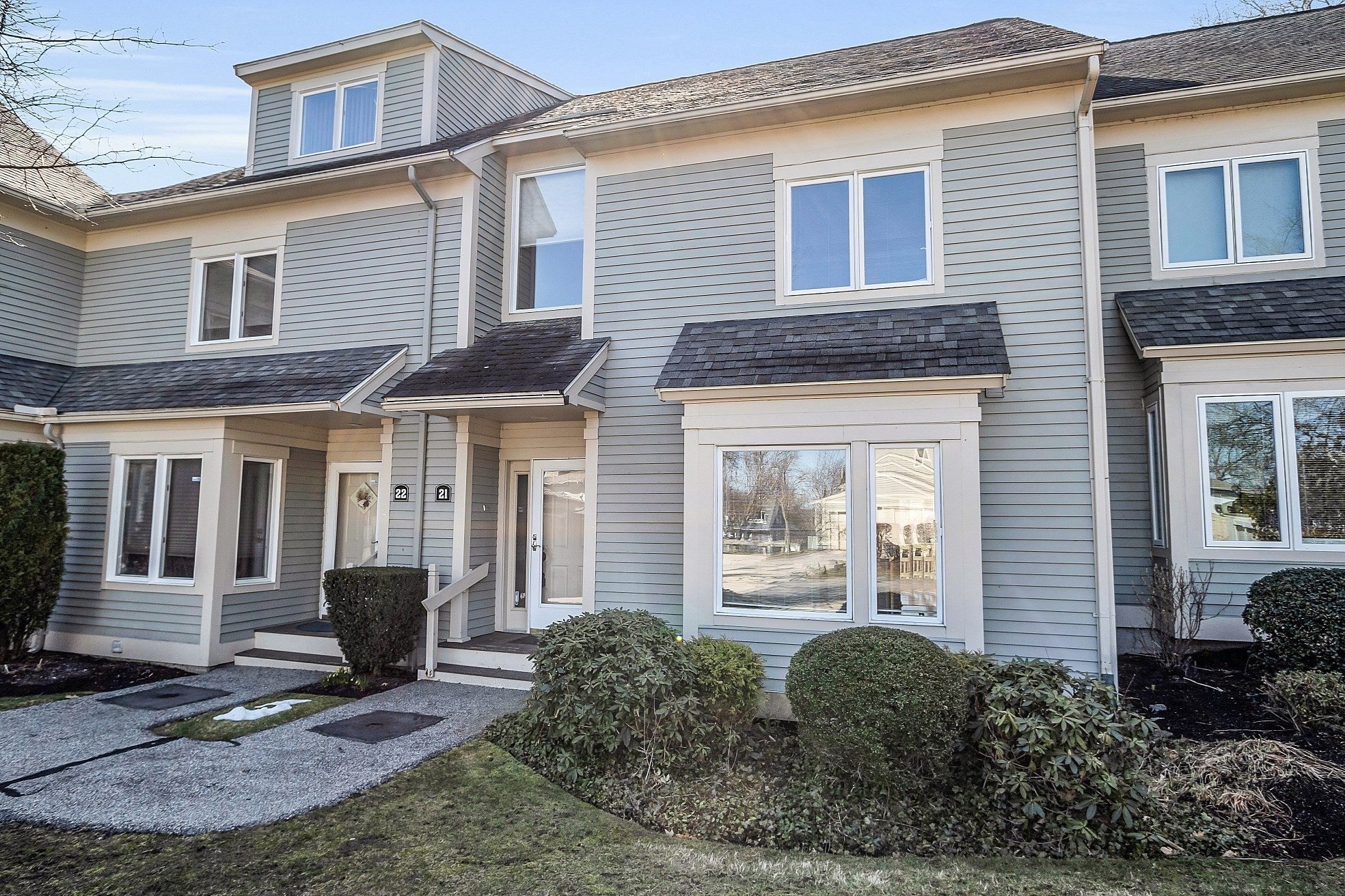 Methuen 2 Bed 3 Bath Condo for Sale 459,900
