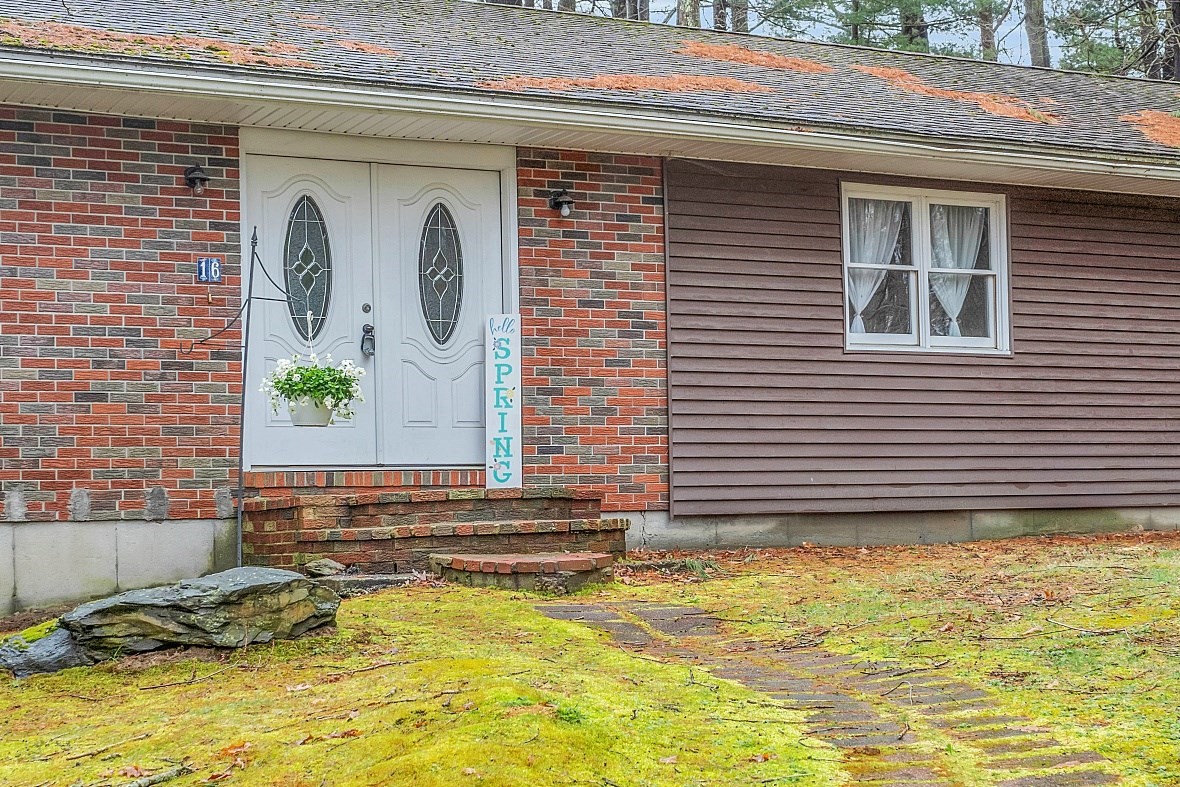 West Boylston 3 Bed 2 Bath Home for Sale 469,900