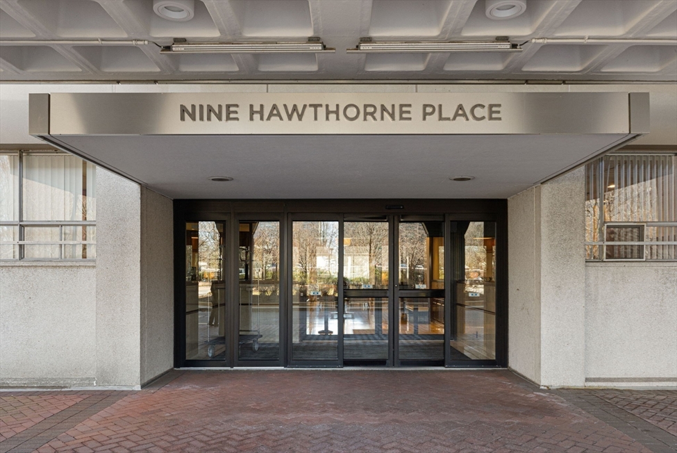 9 Hawthorne Pl, Boston, MA Image 32
