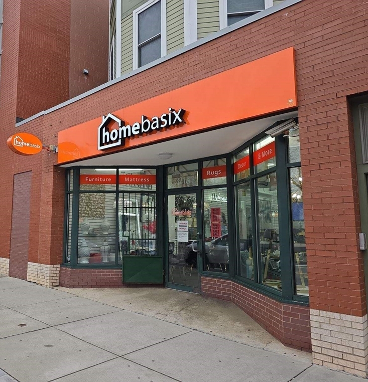 325 Centre Street, Boston, MA Image 1