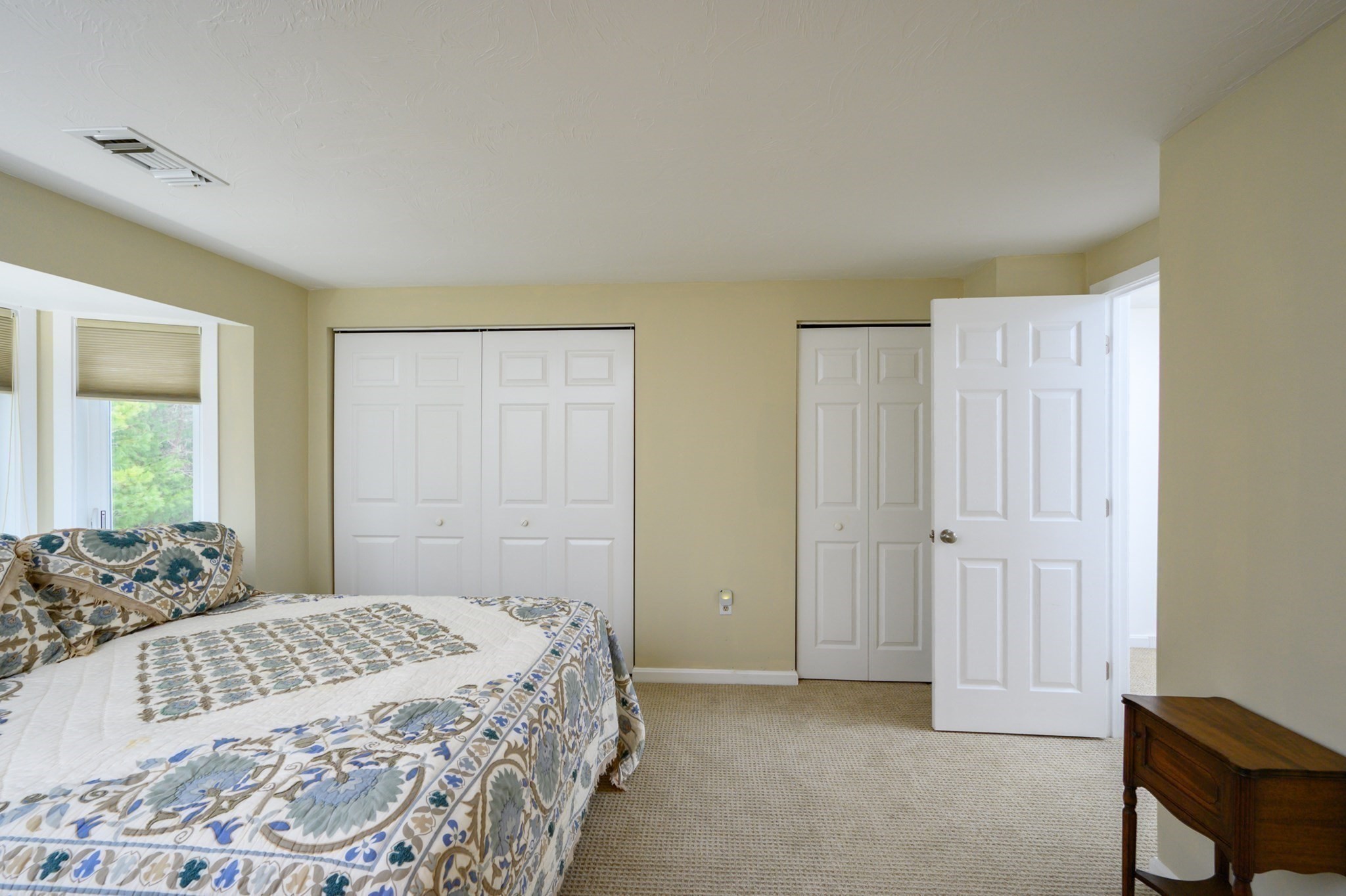 Plymouth 2 Bed 2 Bath Condo for Sale 419,900