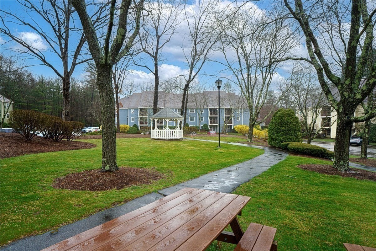 Northbridge 2 Bed 1 Bath Condo for Sale 280,000