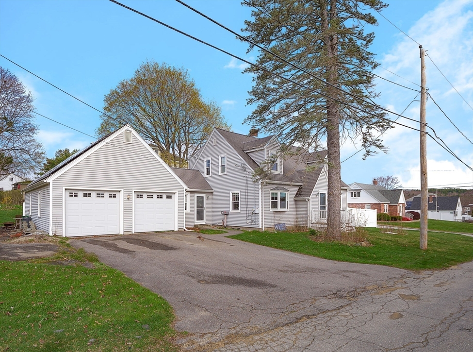 27 Foch Ave, Fitchburg, MA Image 3