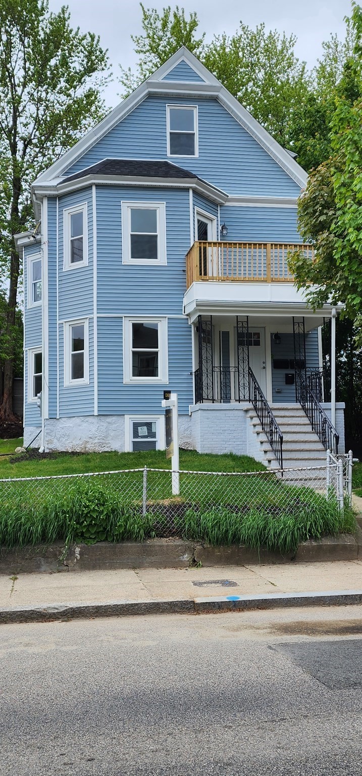 Roslindale 3 Bed 3 Bath Condo for Sale 699,000