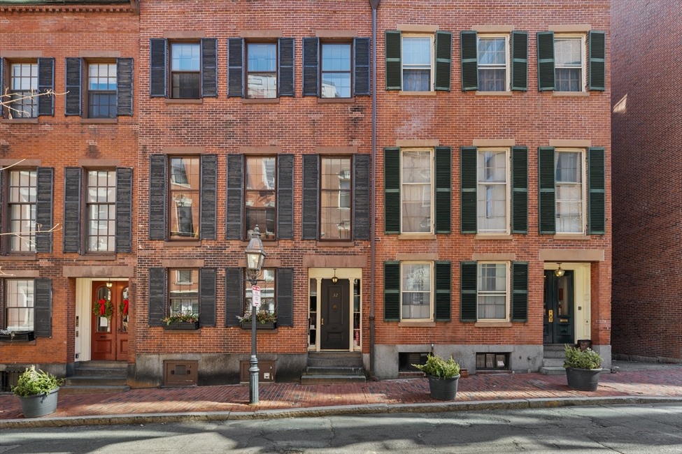 32 Temple Street, Boston, MA Image 16
