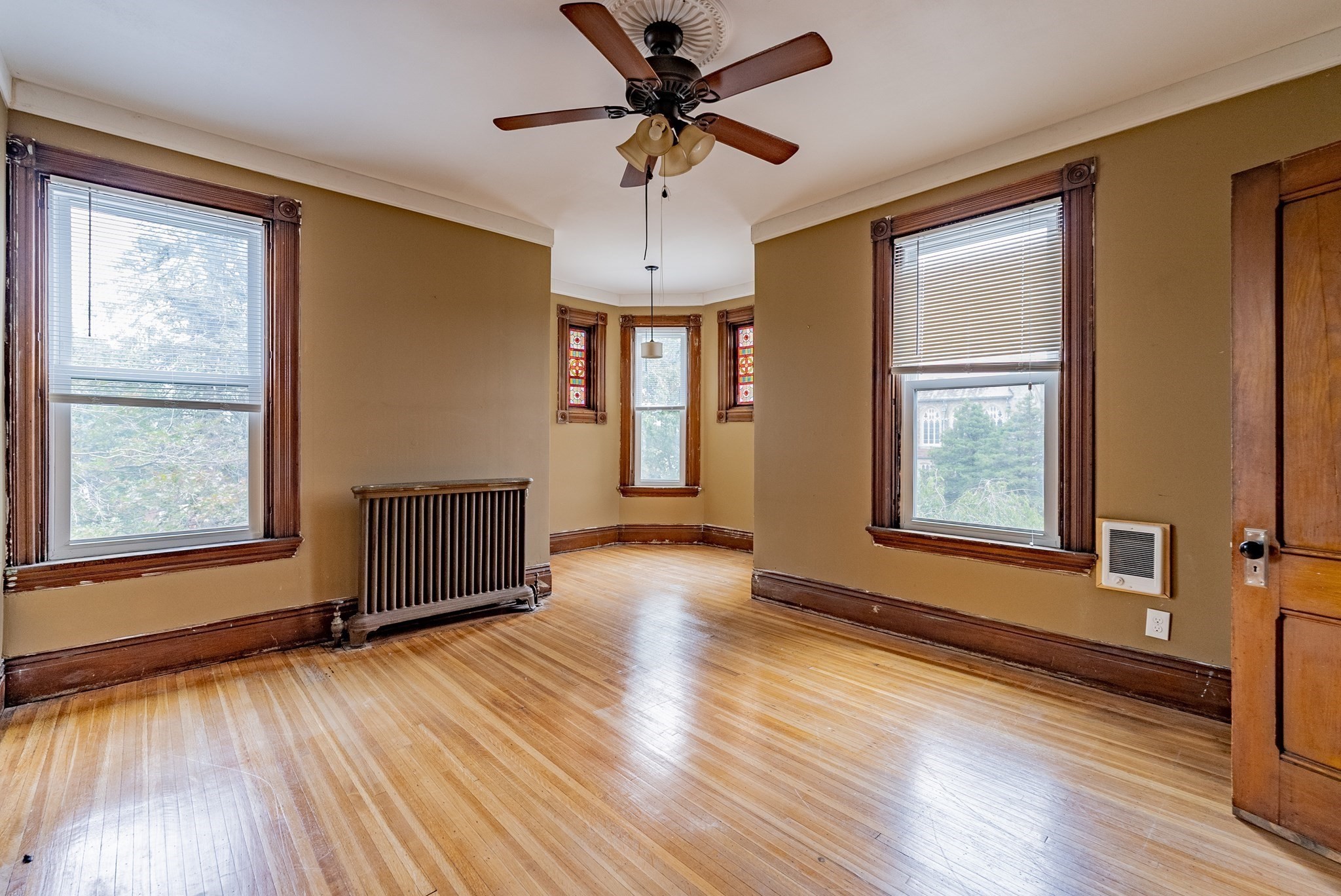 Holyoke 11 Bed 5 Bath MultiFamily Home for Sale 775,000