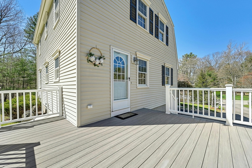 25 Maple Hill Rd, Wrentham, MA Image 4