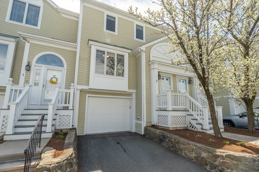 37 Constitution Ln, Danvers, MA Image 1