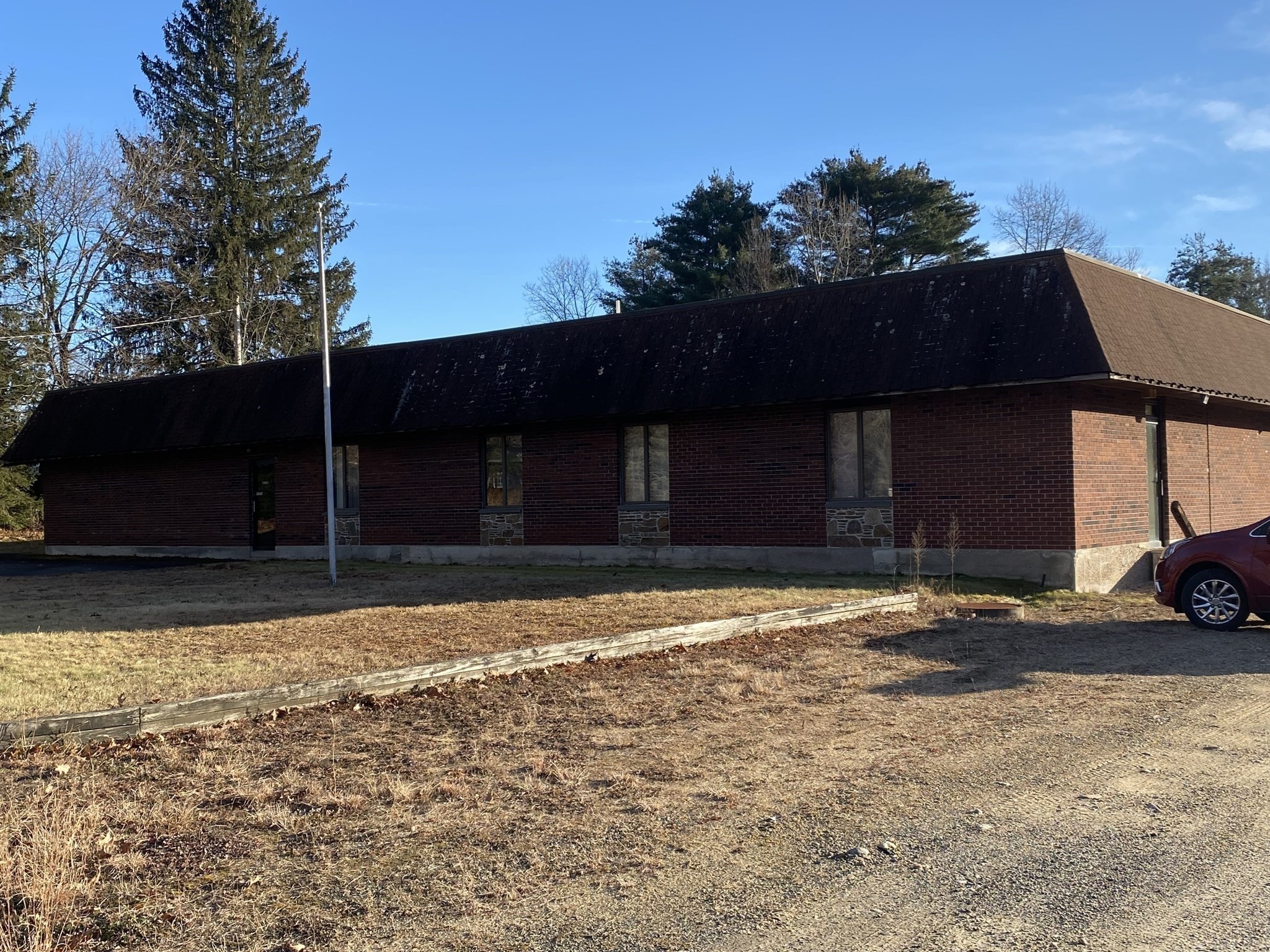 26 Crescent St, Ware, MA 01082 - Image 3