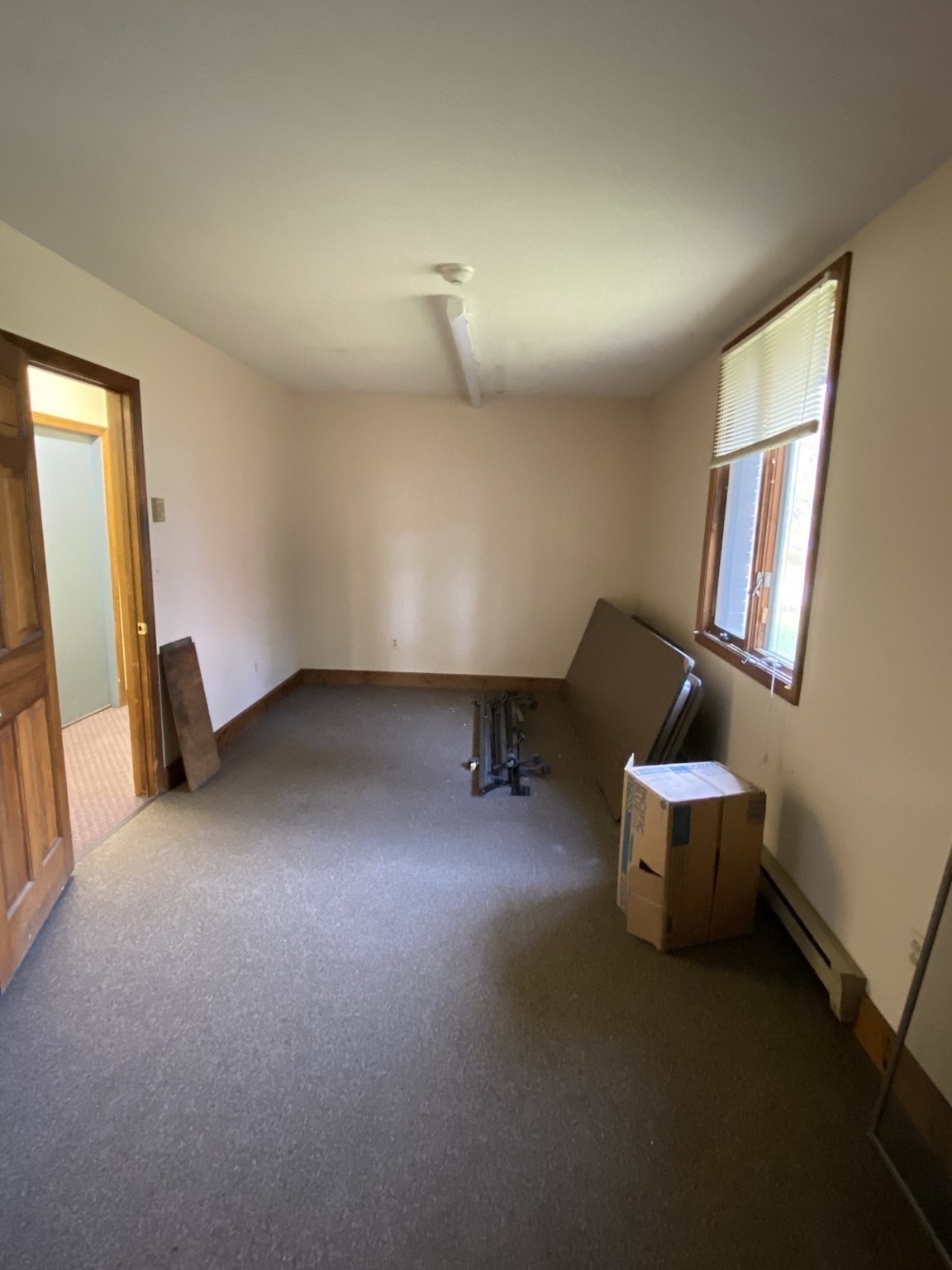 26 Crescent St, Ware, MA 01082 - Image 10