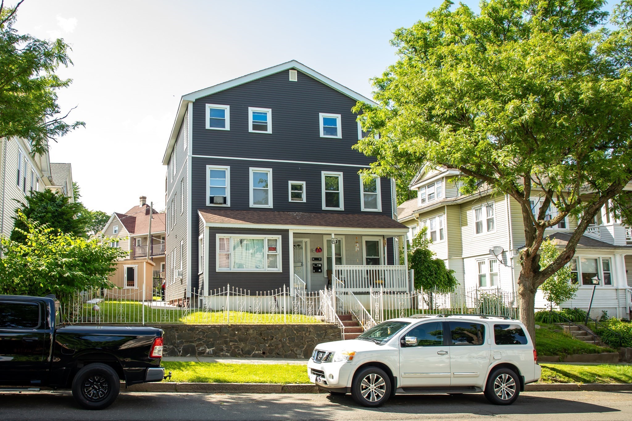Holyoke 9 Bed 3 Bath MultiFamily Home for Sale 400,000