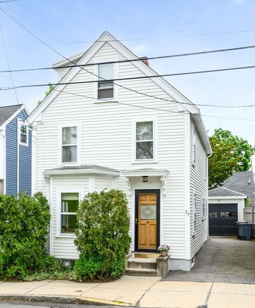 Newburyport 3 Bed 2 Bath Home for Sale 734,900