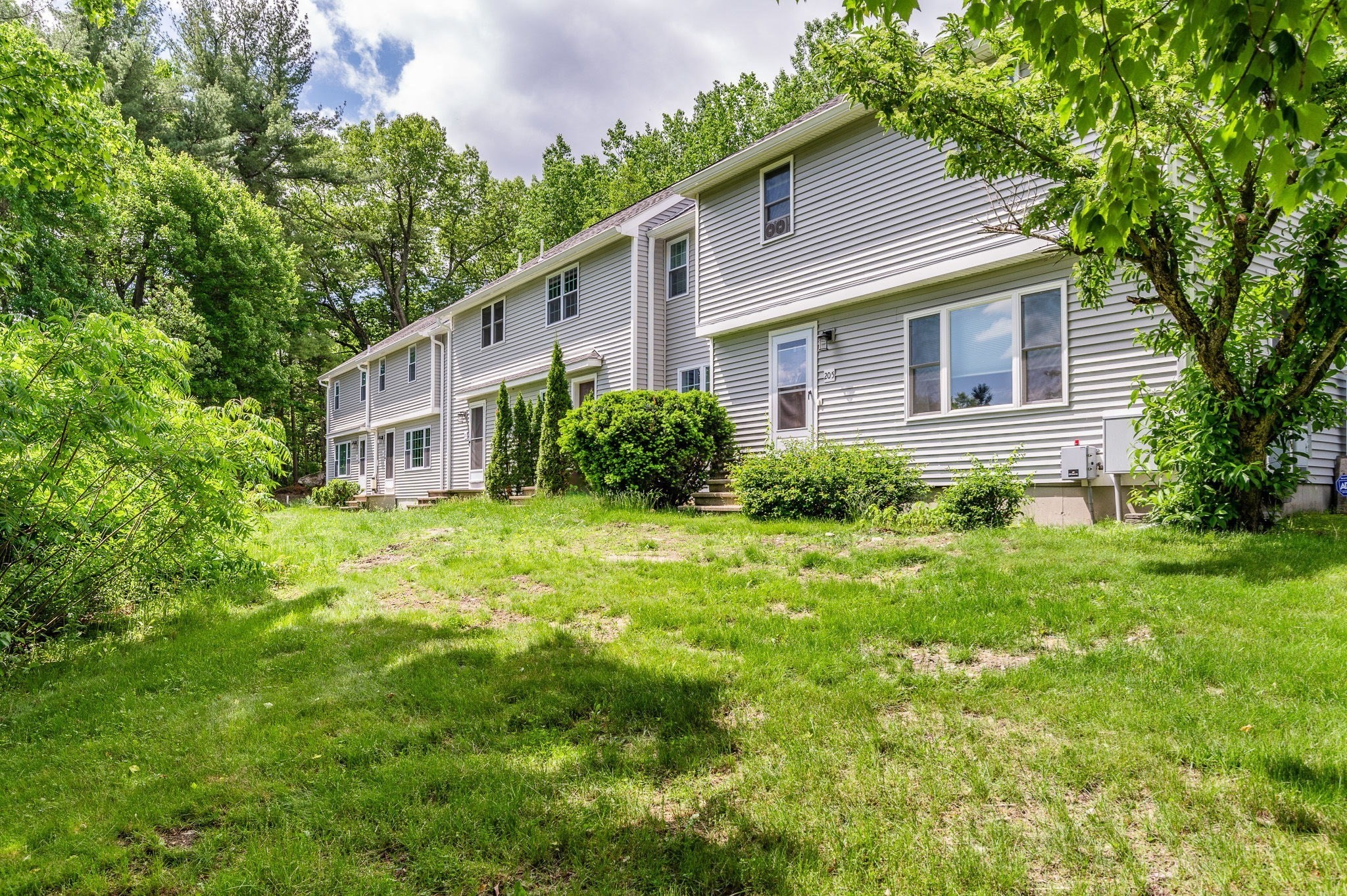 Tyngsboro Crossing Condos