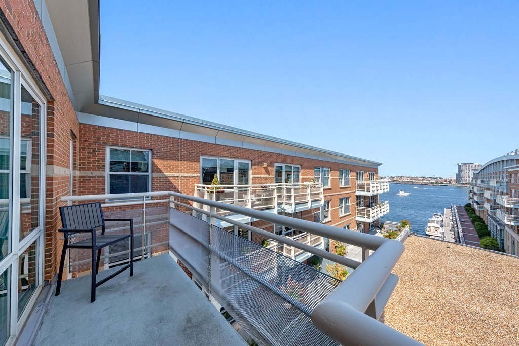 2 Battery Wharf Unit 2504, Downtown, Boston, MA 02109 - Image 3