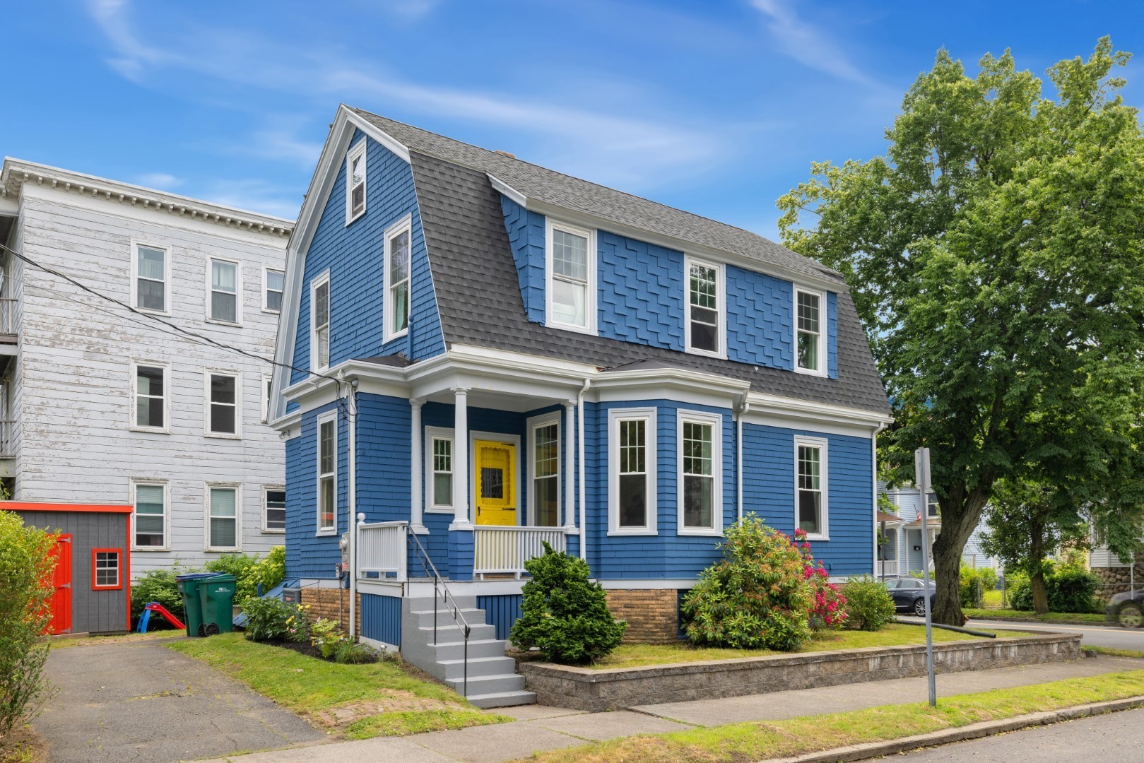 Lynn 3 Bed 2 Bath Home for Sale 585,000