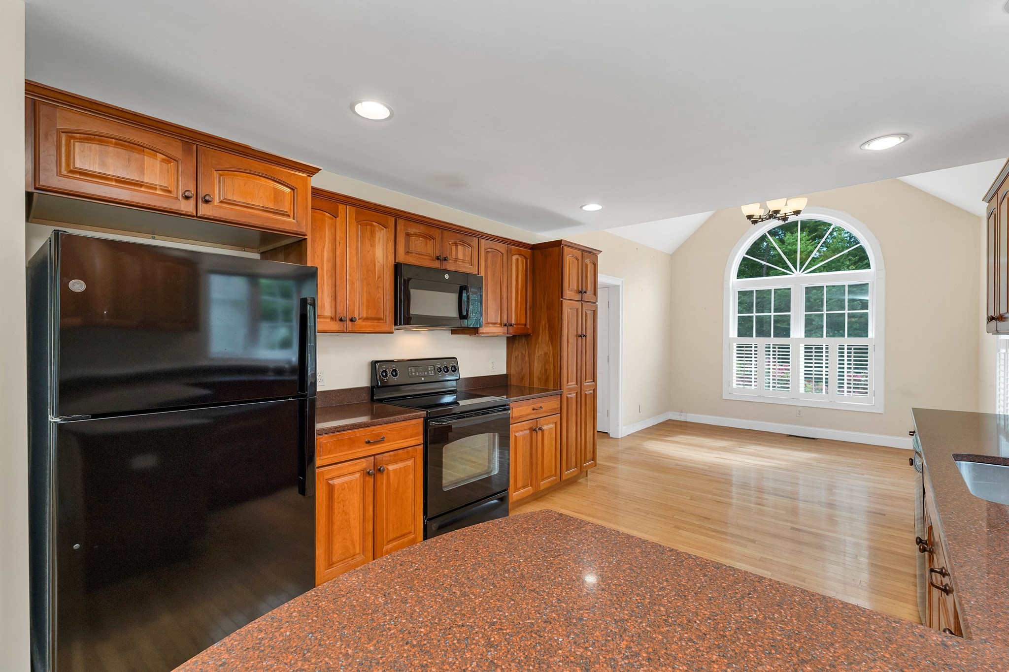 Stratham 3 Bed 3 Bath Condo for Sale 759,000