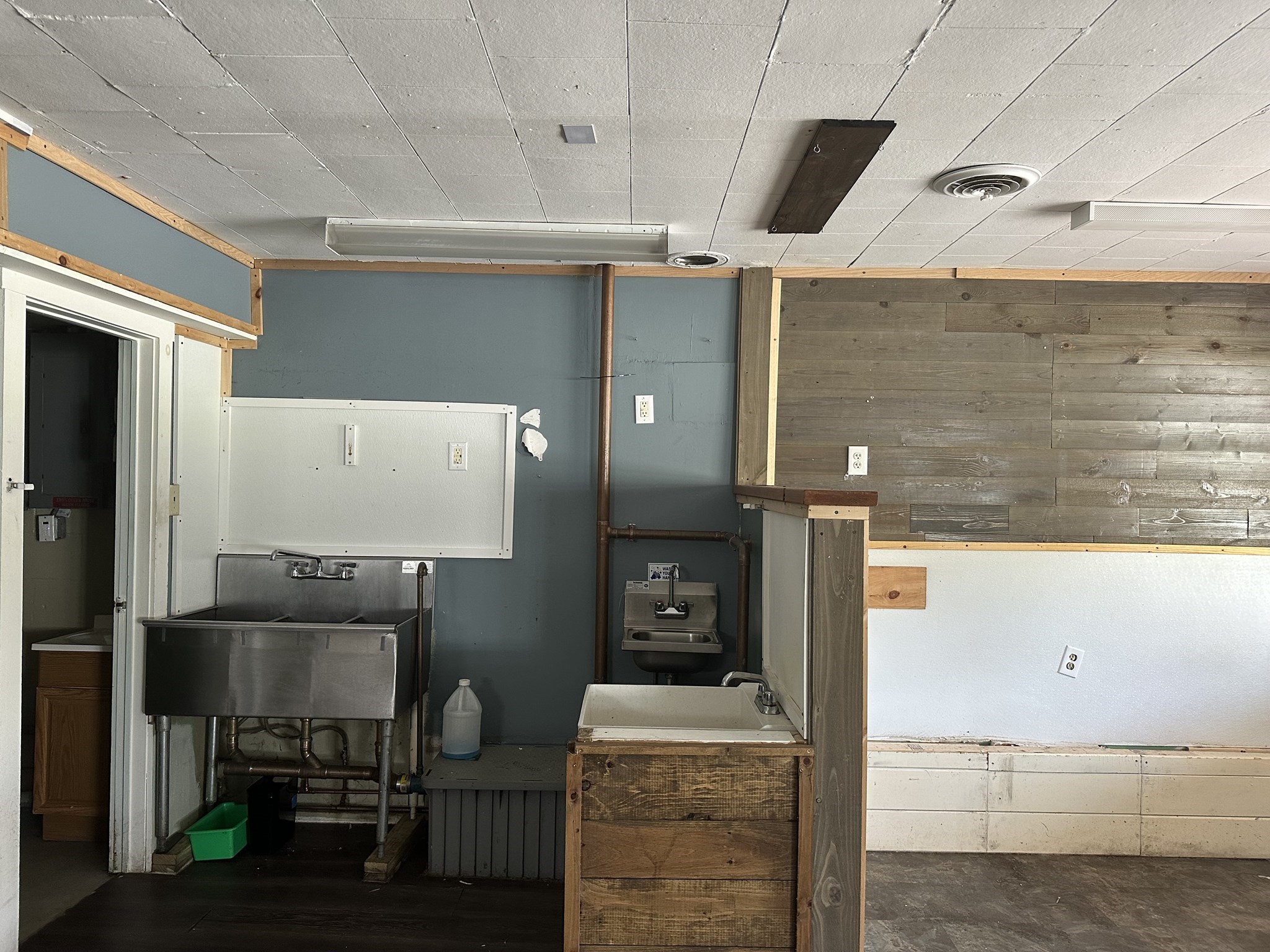 382 Water St, Clinton, MA 01510 - Image 5